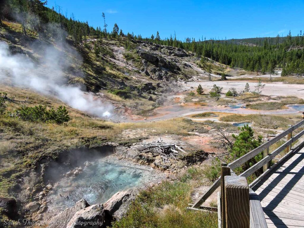 Artist Paint Pots, Yellowstone National Park