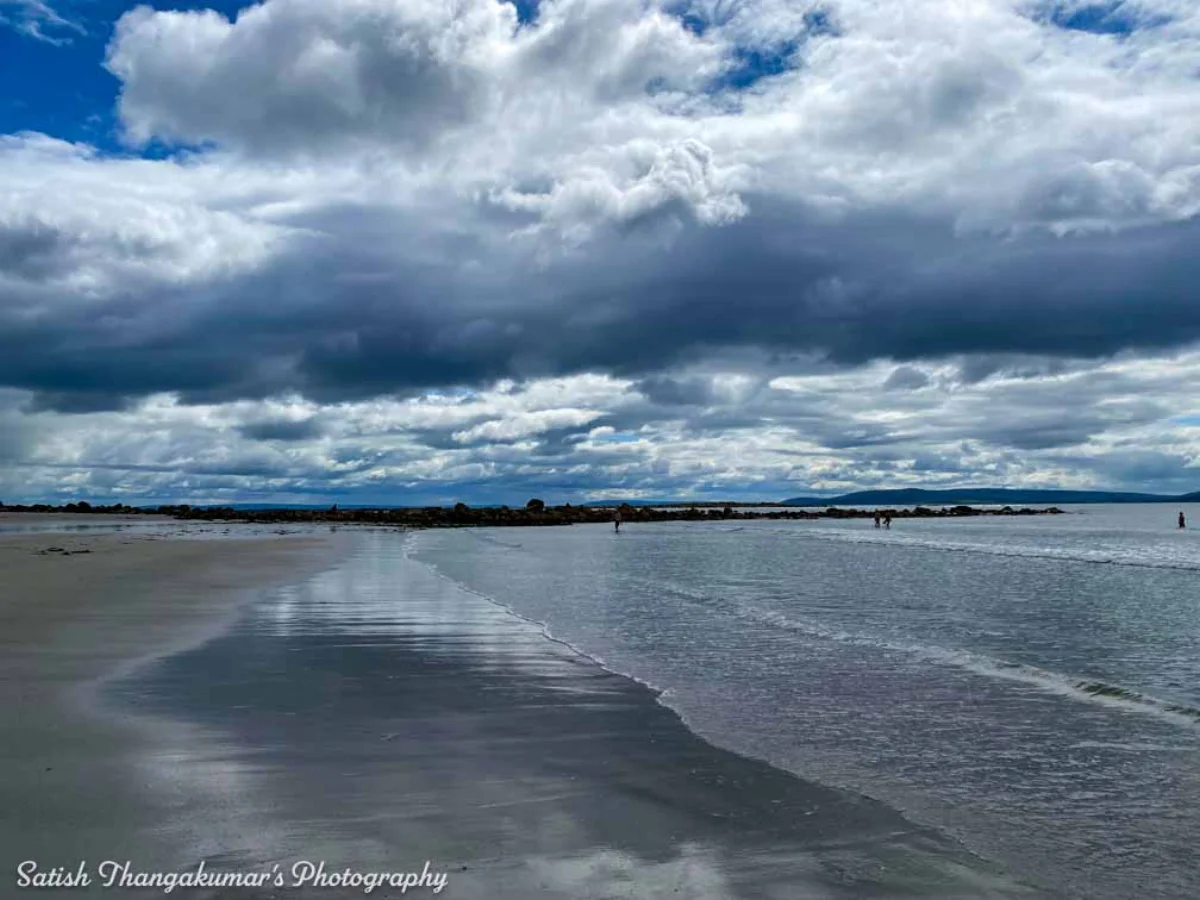 Silver Strand Beach at low tide with shimmering sands